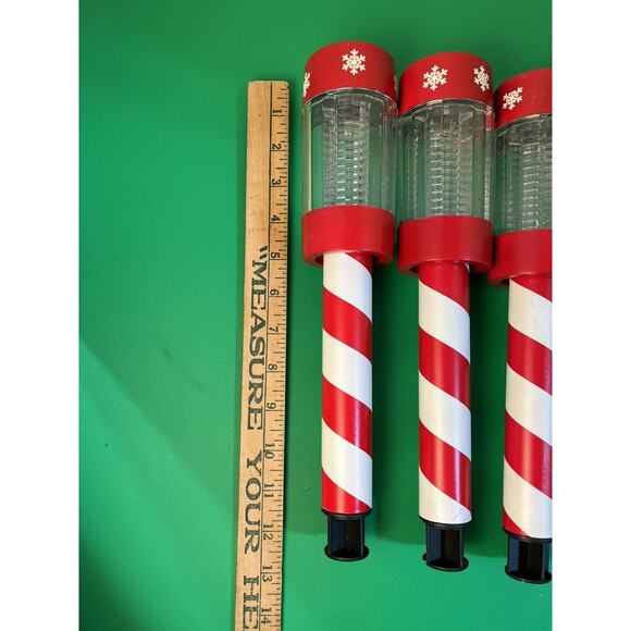 Christmas Holiday Solar Snowflake Candy Cane Outdoor Stake Lights Set Of 5 - Picture 3 of 3